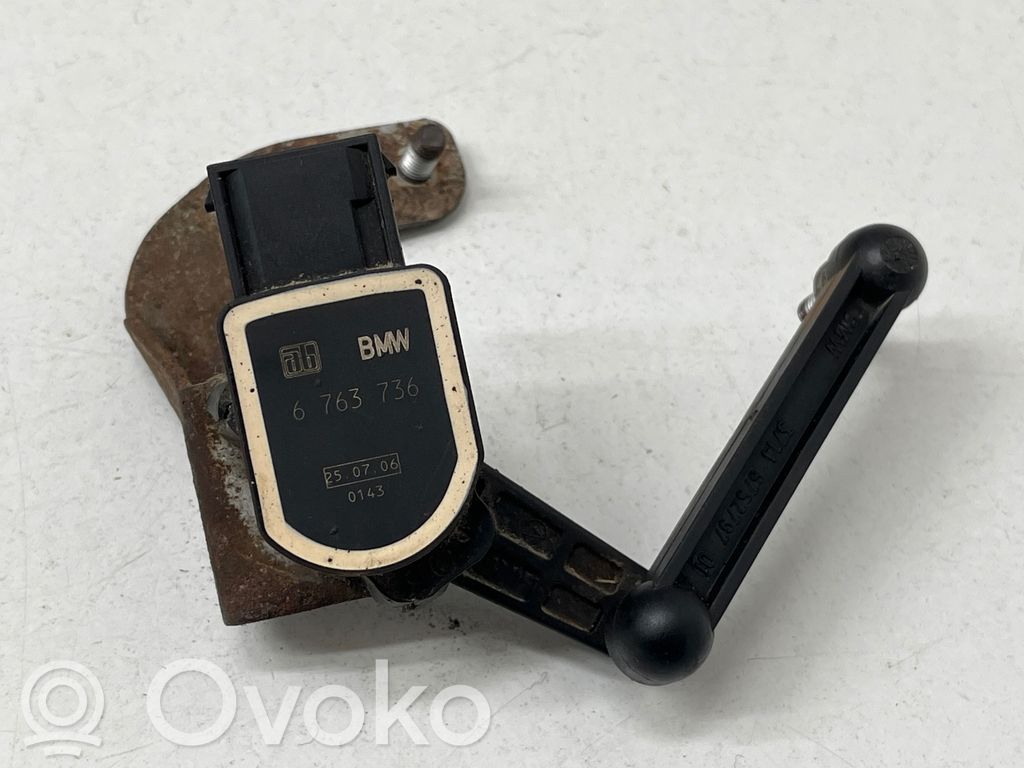 Headlight/headlamp level sensor   6763736,0143,250706,6752797