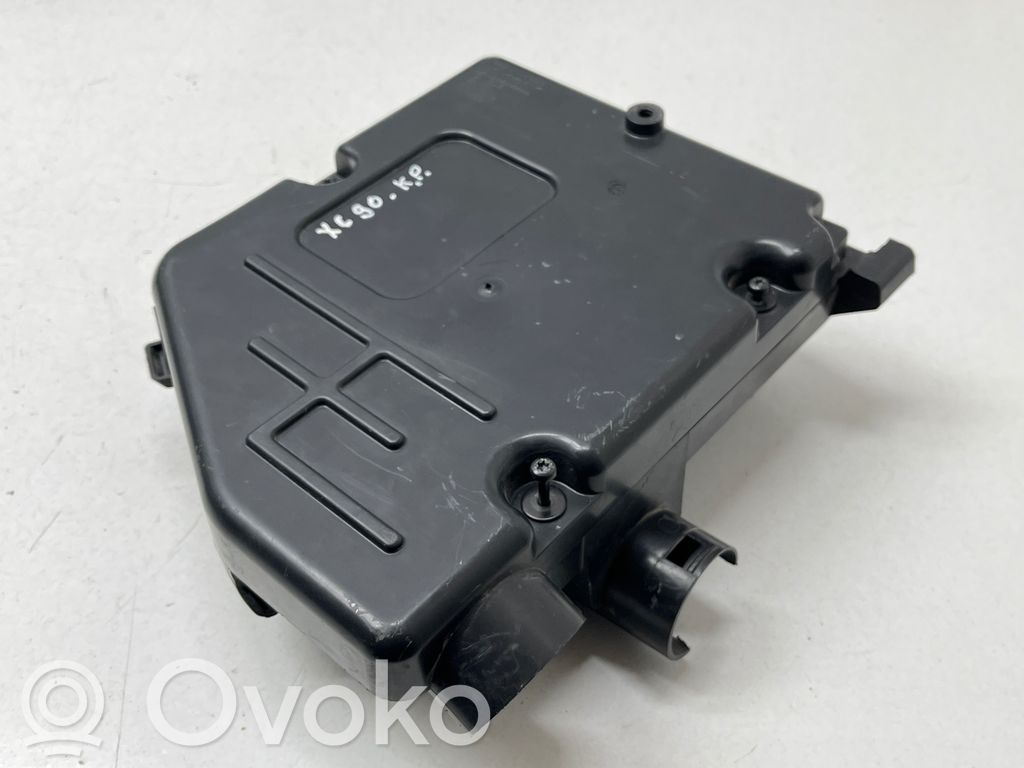 Engine control unit box   31439650