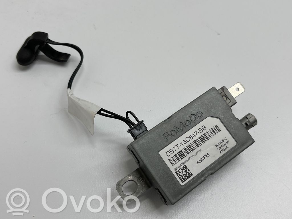 Ford Mondeo MK V Antenos stiprintuvas 
