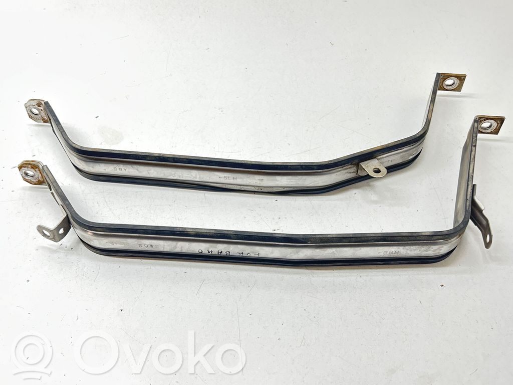 Subaru Forester SK Degalų bako laikiklis (-iai) 