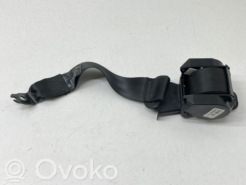 Volkswagen PASSAT B8 USA Cinturón trasero 