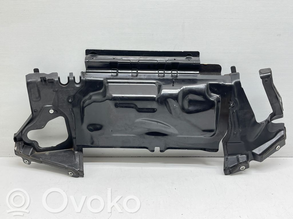 Volvo XC60 Przegroda komory silnika 