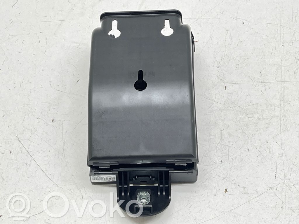 Volvo XC90 Fuse module 