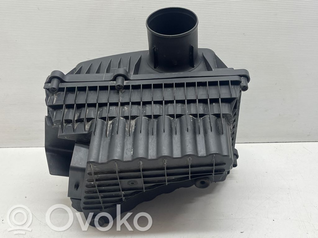 Luftfilterkasten   68419910AB,68319602,68319602AA