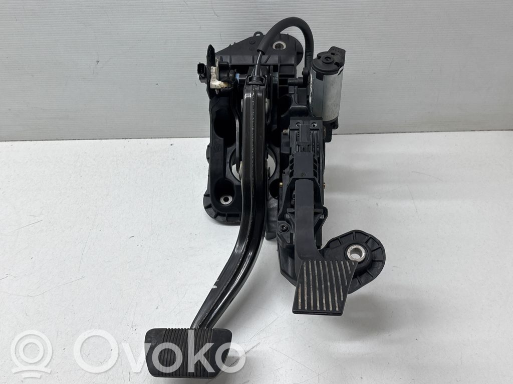 Ram 1500 DT Assemblage pédale 