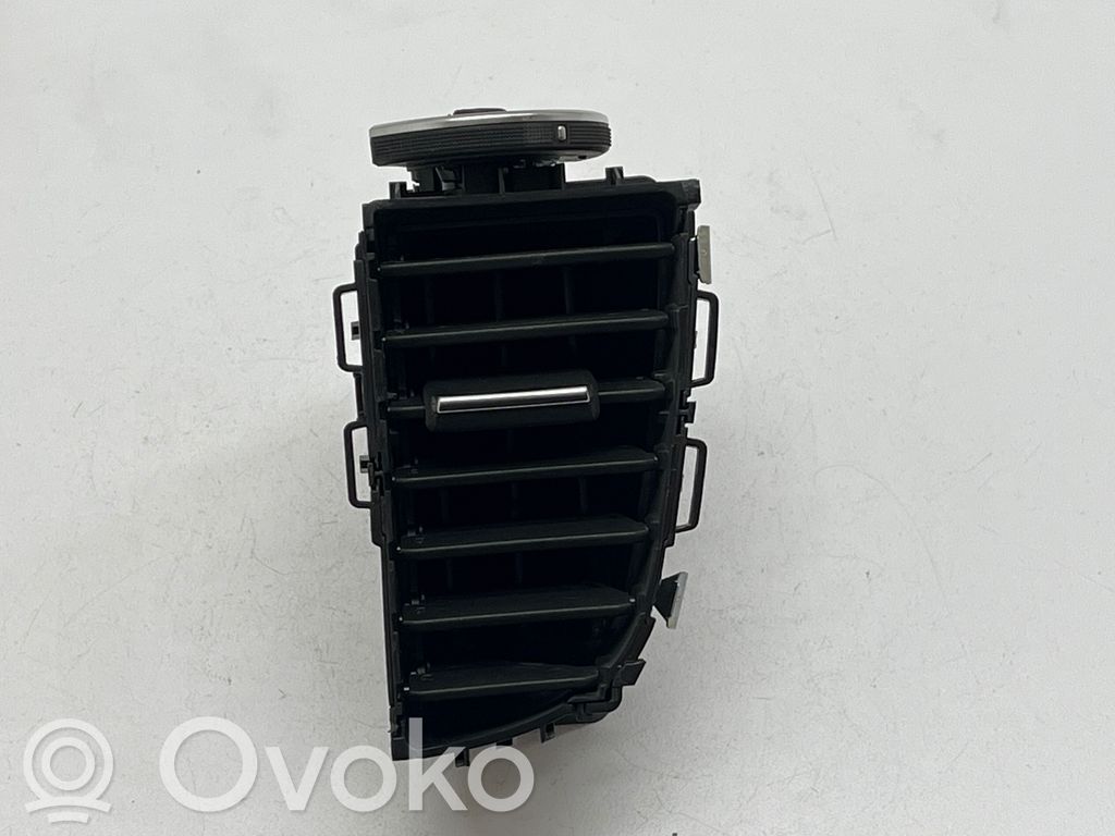 Renault Megane IV Dash center air vent grill 