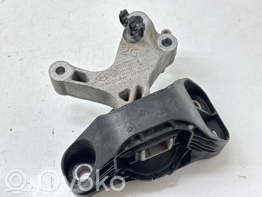 Renault Megane IV Engine mount bracket 