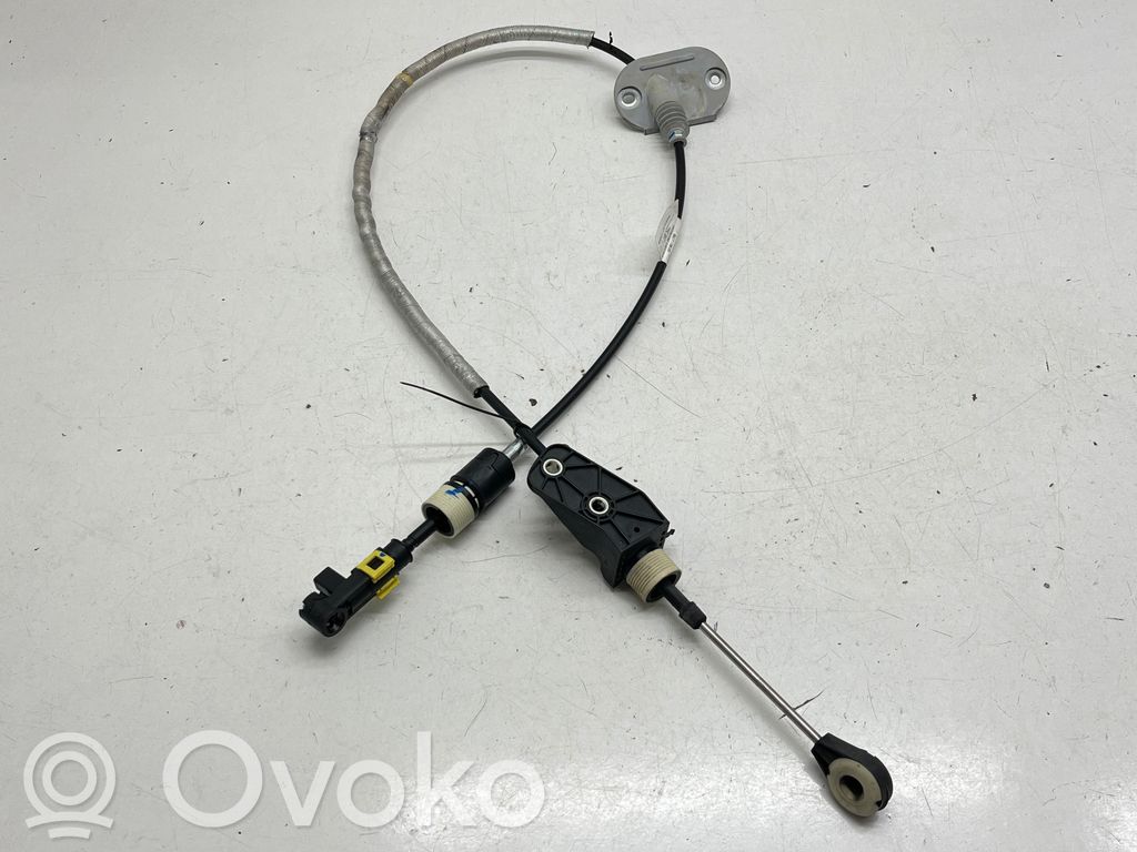 Volvo S60 Gear shift cable linkage 