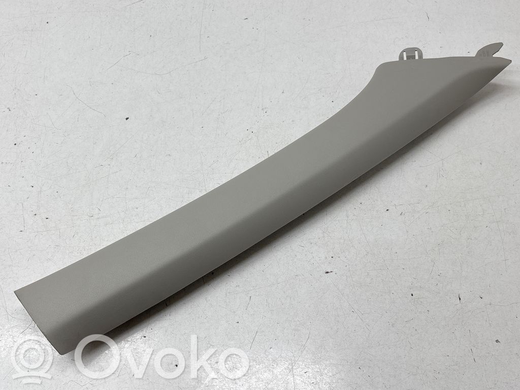 KIA Niro Osłona słupka szyby przedniej / A 