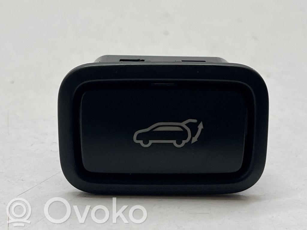 KIA Niro Tailgate opening switch 