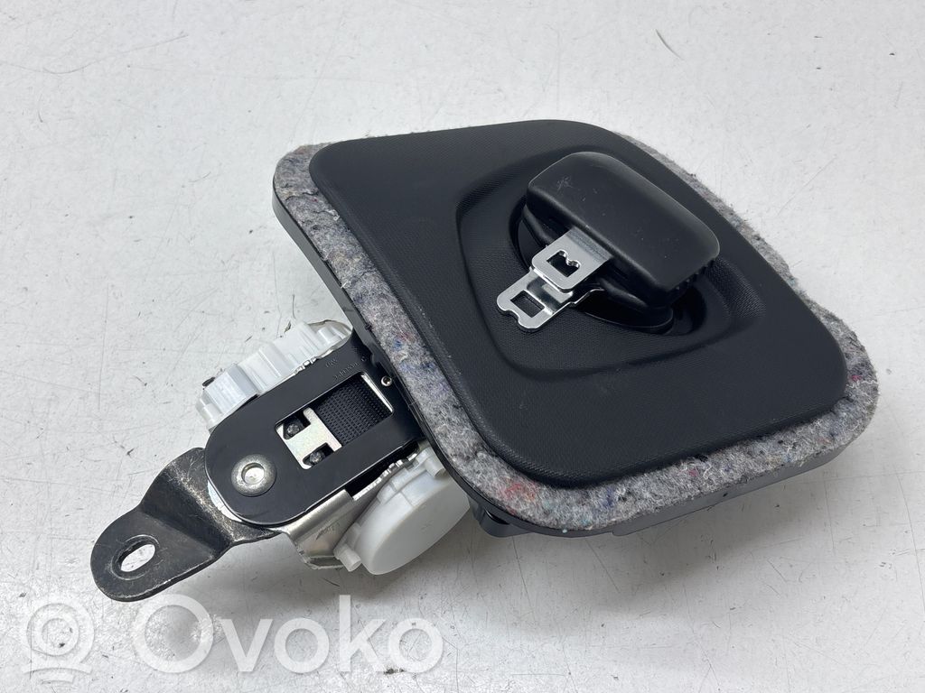 BMW X1 F48 F49 Pas bezpieczeństwa fotela tylnego środkowego 
