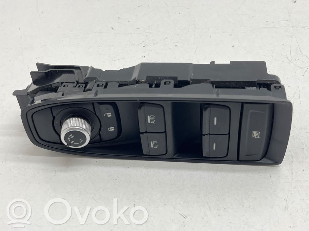 Przyciski szyb   83071AN03B