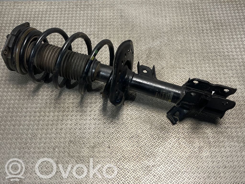 Nissan Qashqai Amortyzator osi przedniej ze sprężyną 