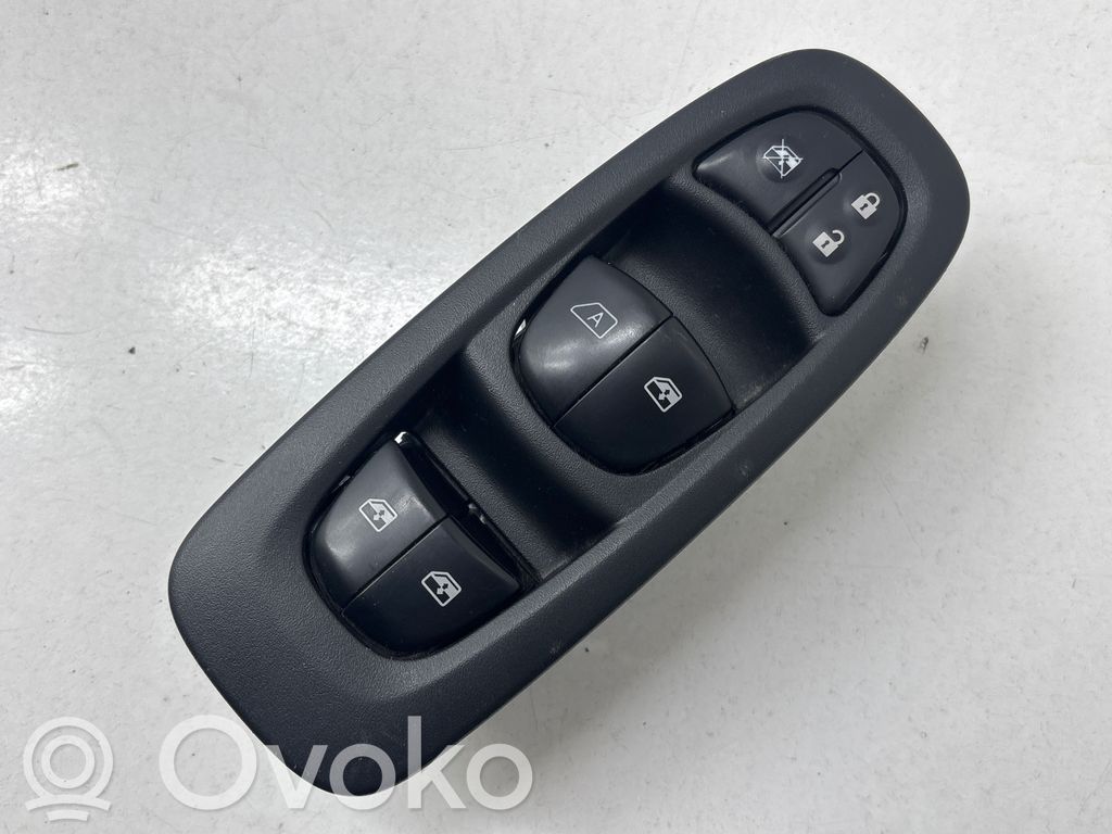 Renault Kadjar Przyciski szyb 
