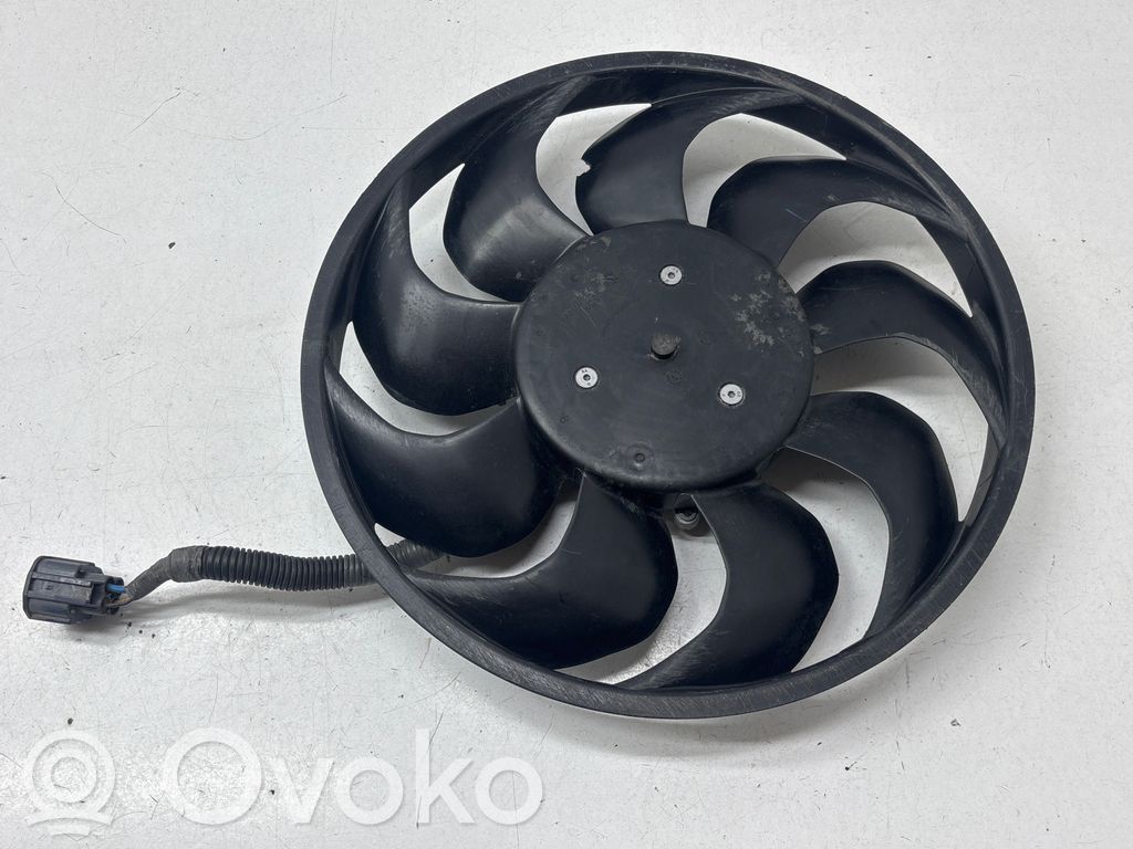Tesla Model 3 Elektrisks radiatoru ventilators 