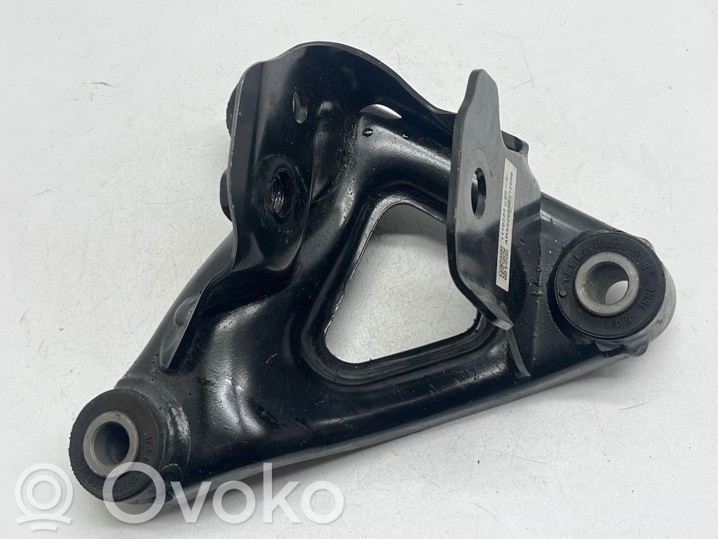 Tesla Model 3 Engine mounting bracket 
