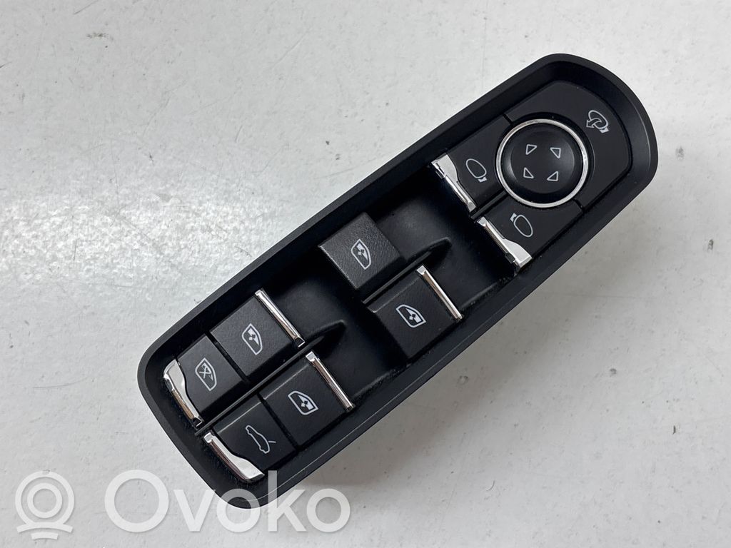 Porsche Macan (95B) Electric window control switch 