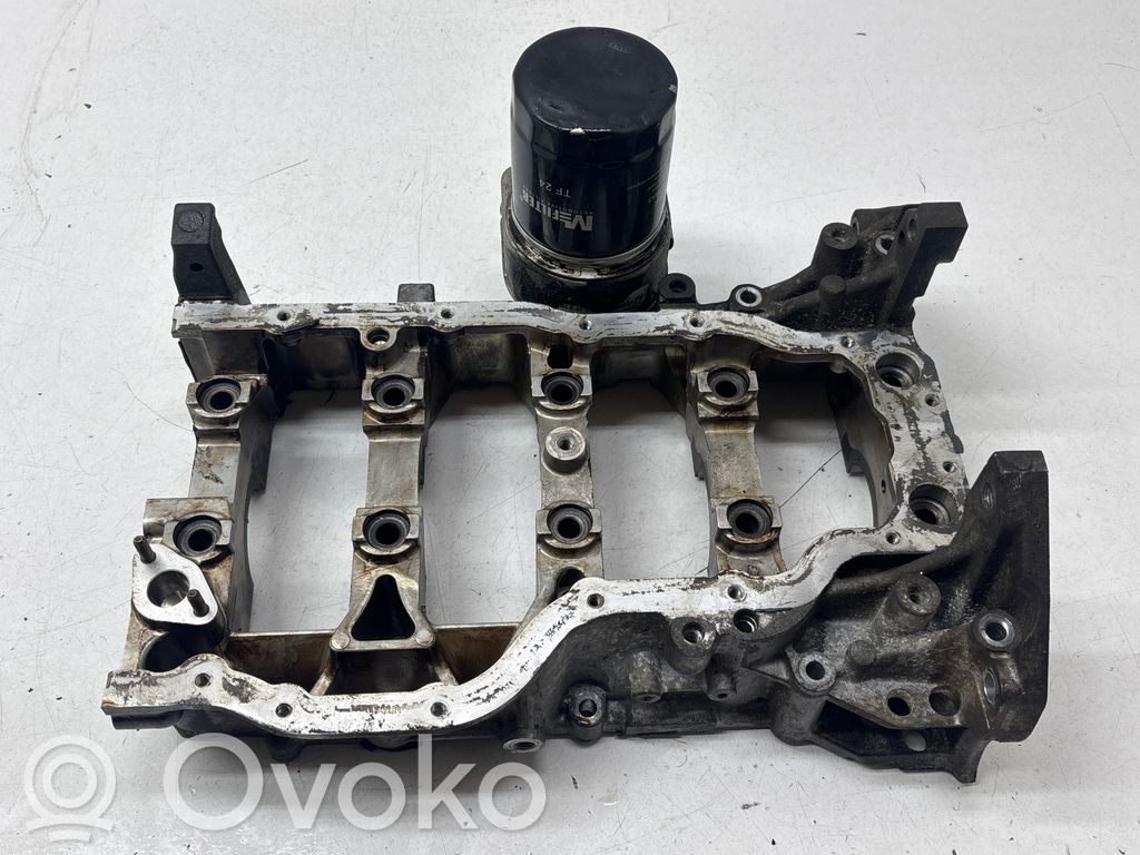 Engine block   211352E102
