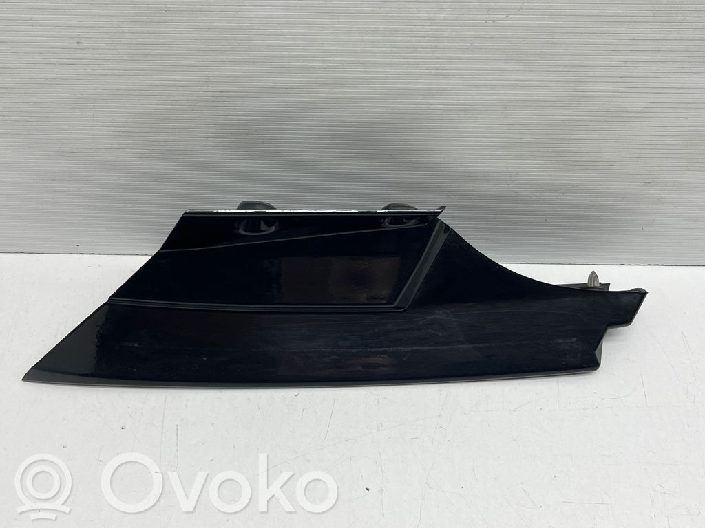 Nissan X-Trail T32 Rear/tail light trim molding 