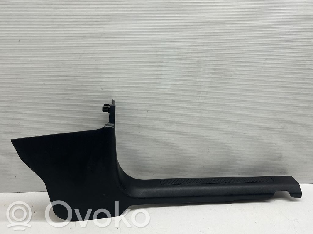 Listwa progowa przednia   LB5BS13200,109190681