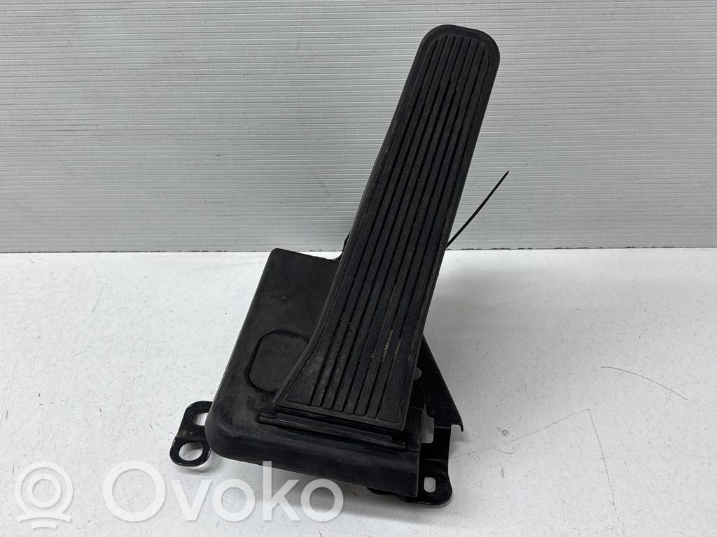 Ford Explorer VI Gaspedal 