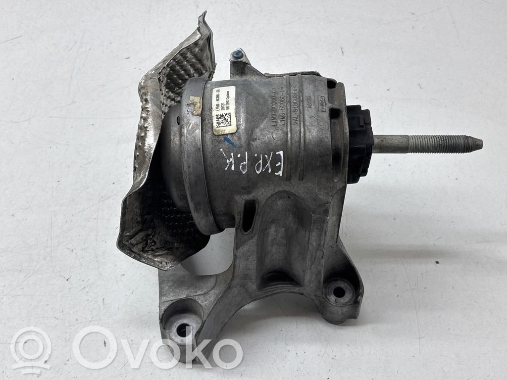 Engine mount bracket   L1M36C060DG,28121