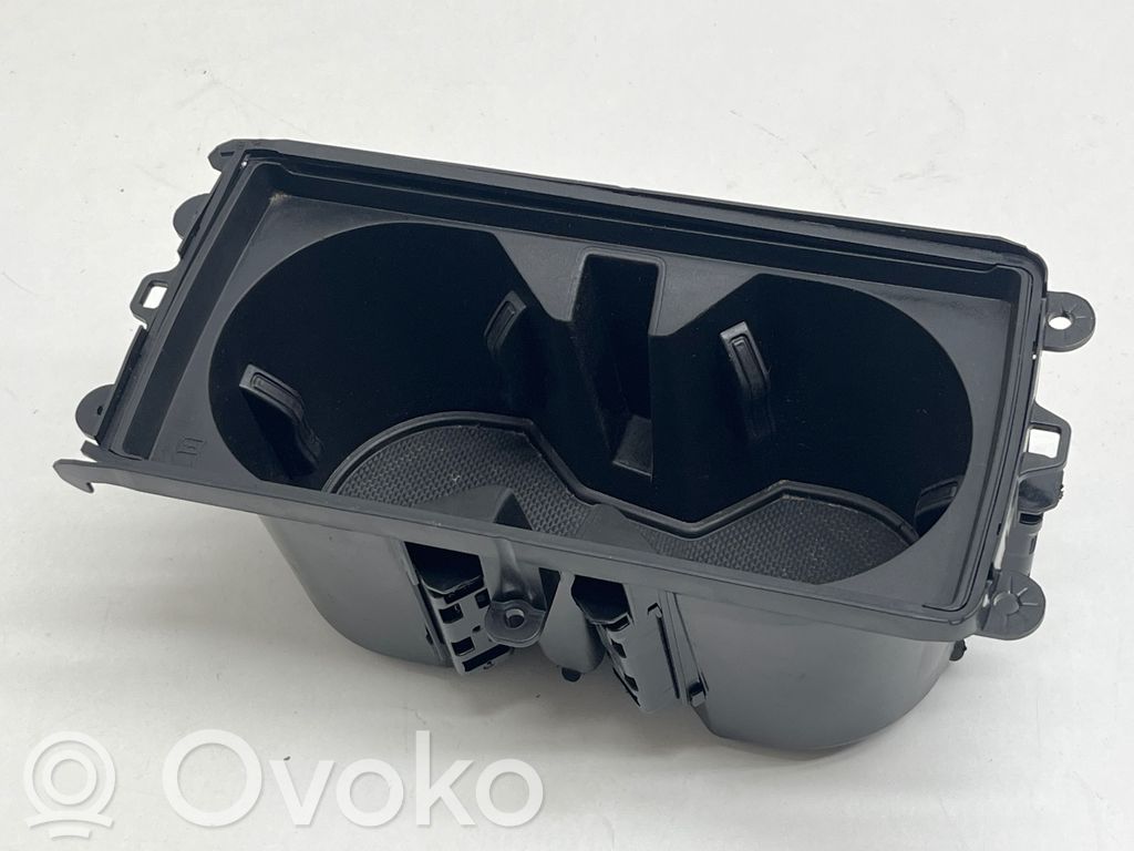 Audi Q3 F3 Portavasos delantero 