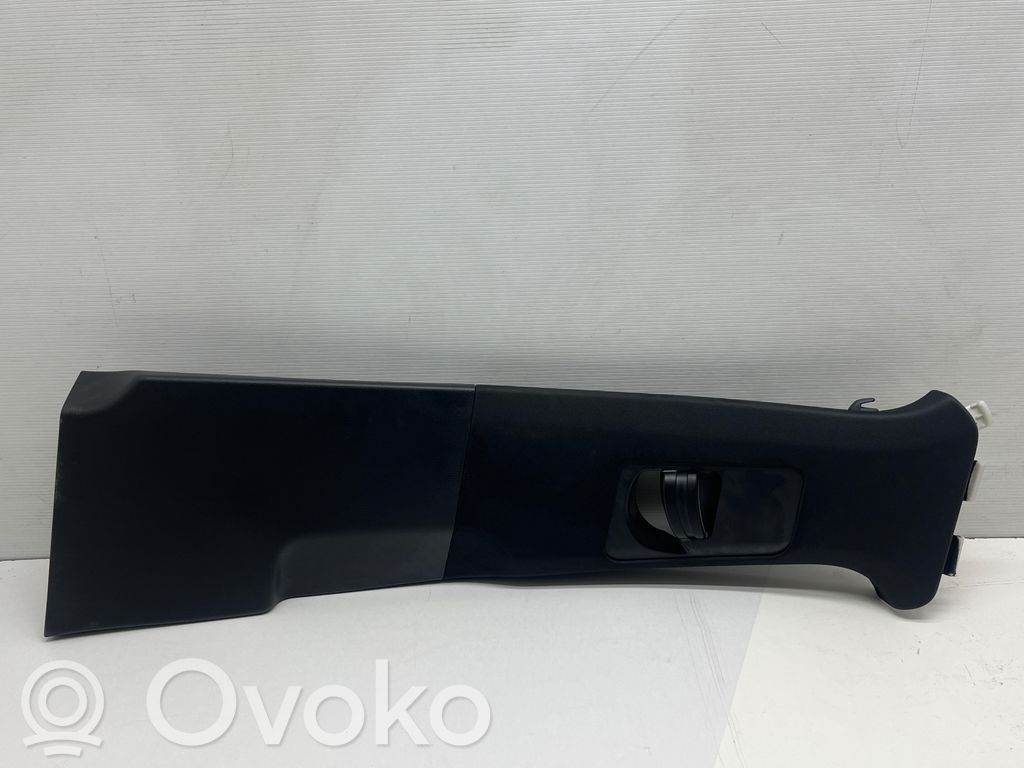 Porsche Cayenne (92A) (B) pillar trim (top) 