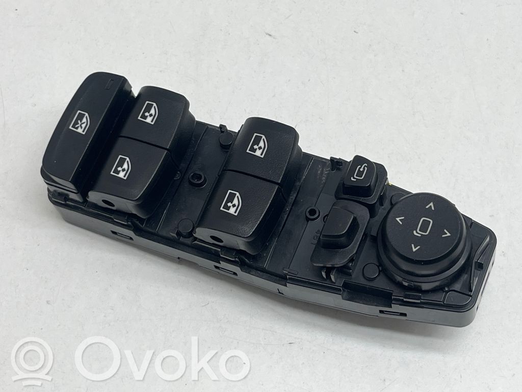 BMW X3 G01 Interruttore di controllo dell’alzacristalli elettrico 