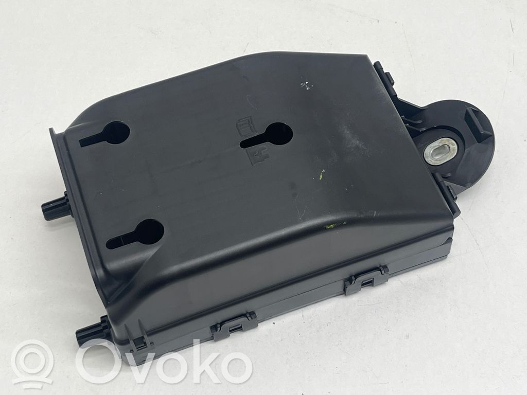 Volvo S60 Skrzynka bezpieczników / Komplet 