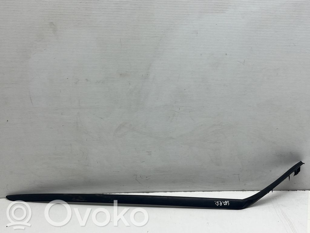 Volvo S60 Tuulilasin lista 