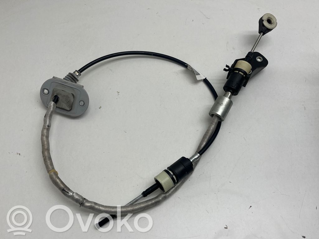 Volvo S60 Gear shift cable linkage 
