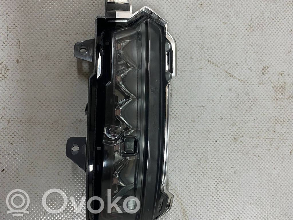 Jaguar F-Pace Mirror indicator light 