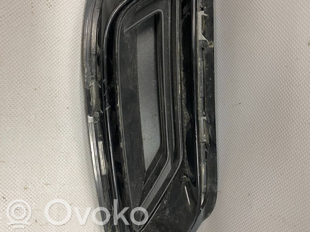 Audi Q8 Narożnik zderzaka tylnego 
