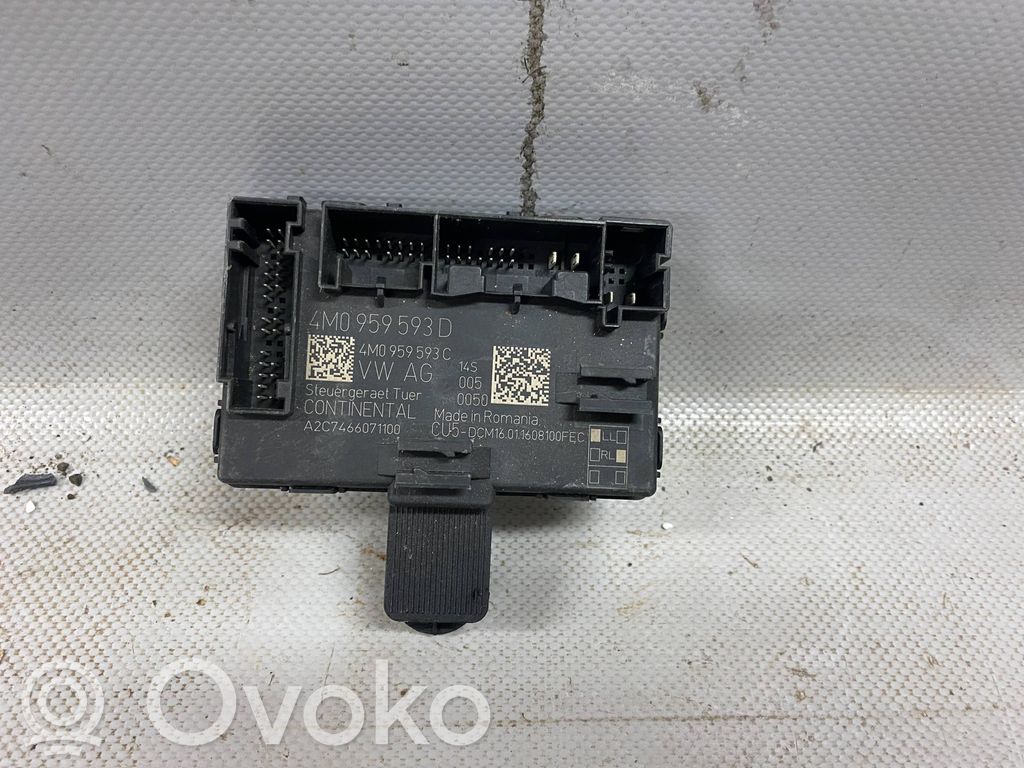 Audi Q7 4M Door control unit/module 
