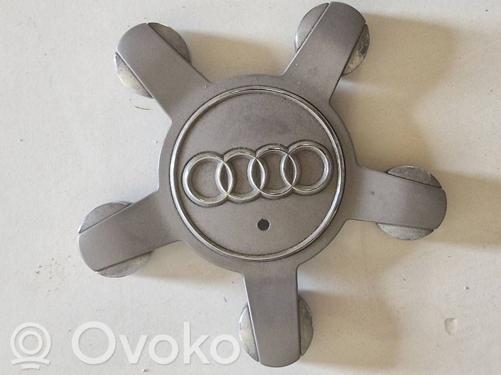 Audi A6 S6 C6 4F Capac roată original 