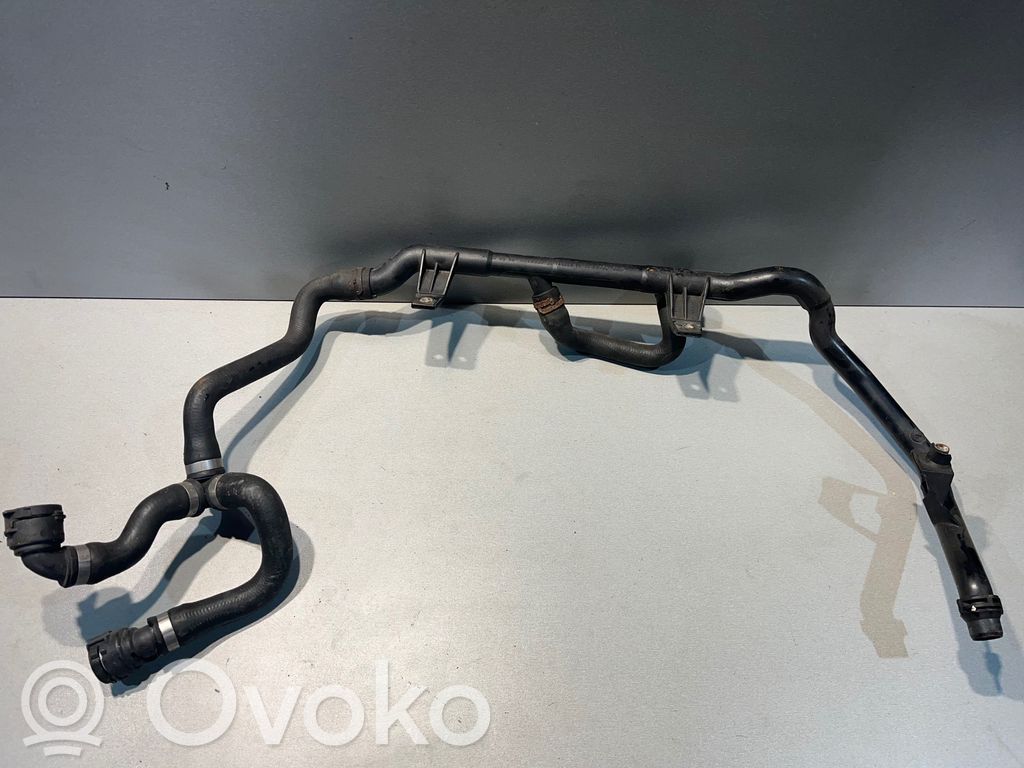 BMW 3 E92 E93 Engine coolant pipe/hose 