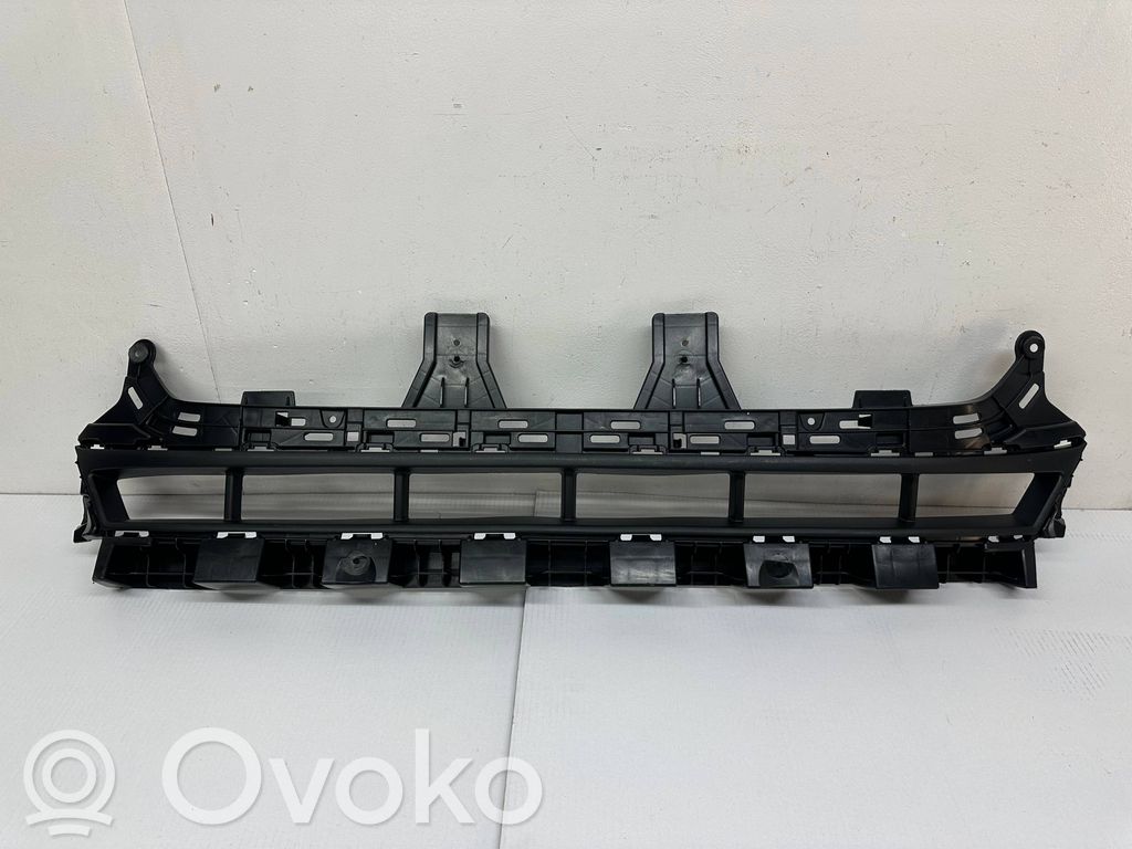 Audi Q8 Grilă inferioară bară față 