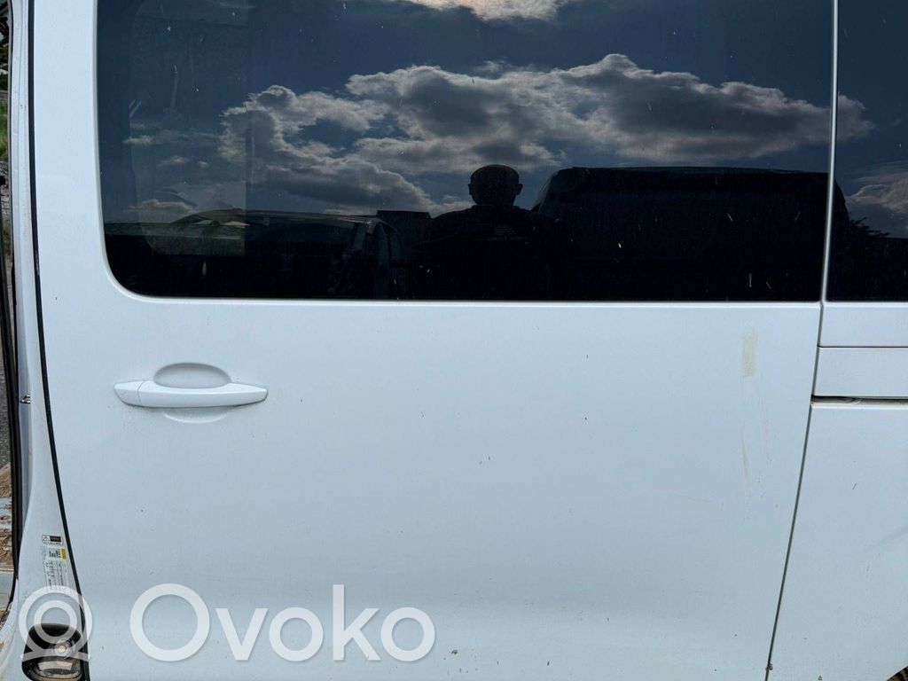 Toyota Verso Priekšējā ceturtdaļa mašīnas 