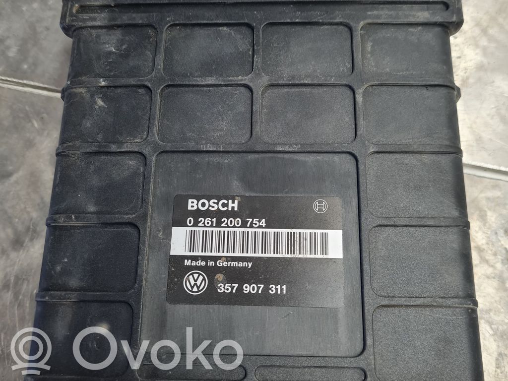 Volkswagen PASSAT B3 Engine control unit/module 
