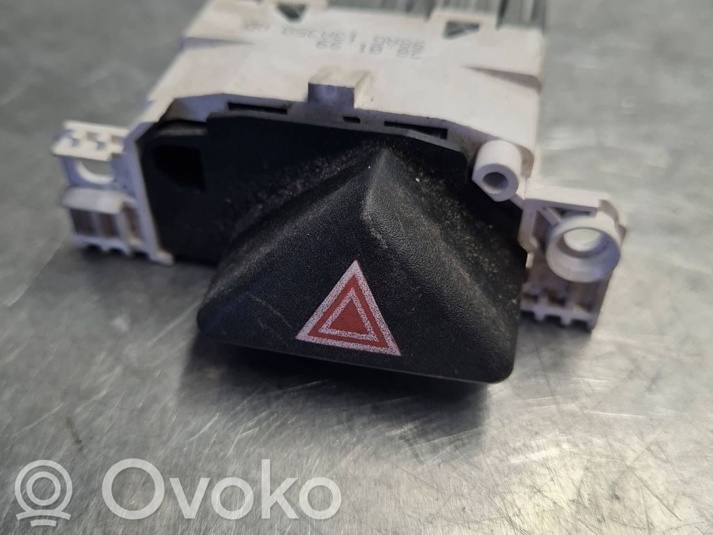 Ford Focus Hazard light switch 