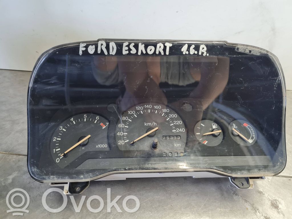 Ford Escort Speedometer (instrument cluster) 