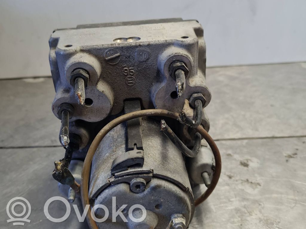 ABS-pumppu   4A0614111G,0265218011