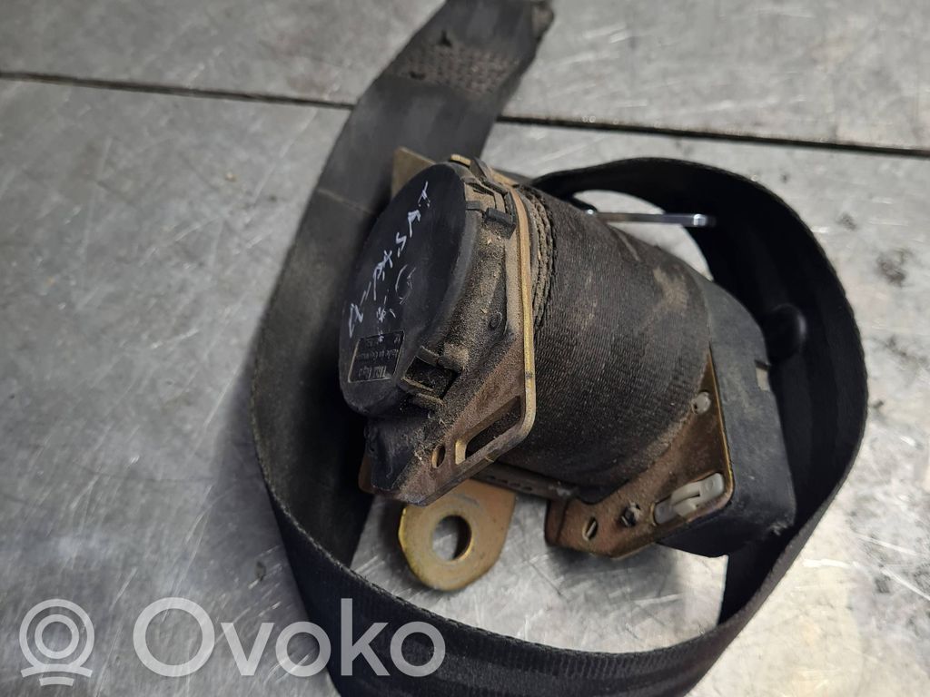 Audi A4 S4 B5 8D Cinturón trasero 