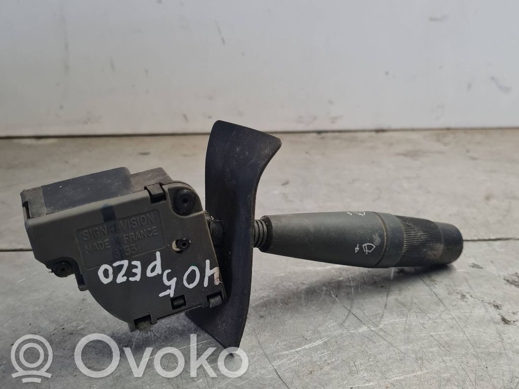 Peugeot 405 Wiper control stalk 