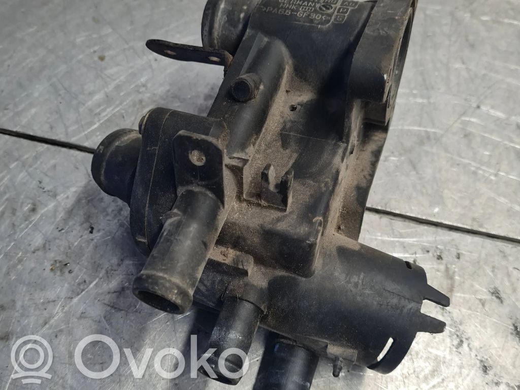 Volkswagen Golf III Termostaatin kotelo 