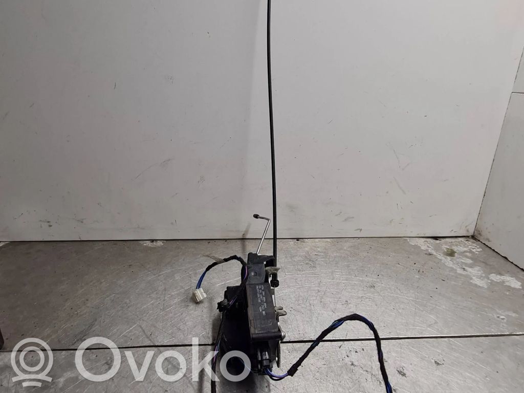 Mercedes-Benz Vito Viano W639 Front door lock 