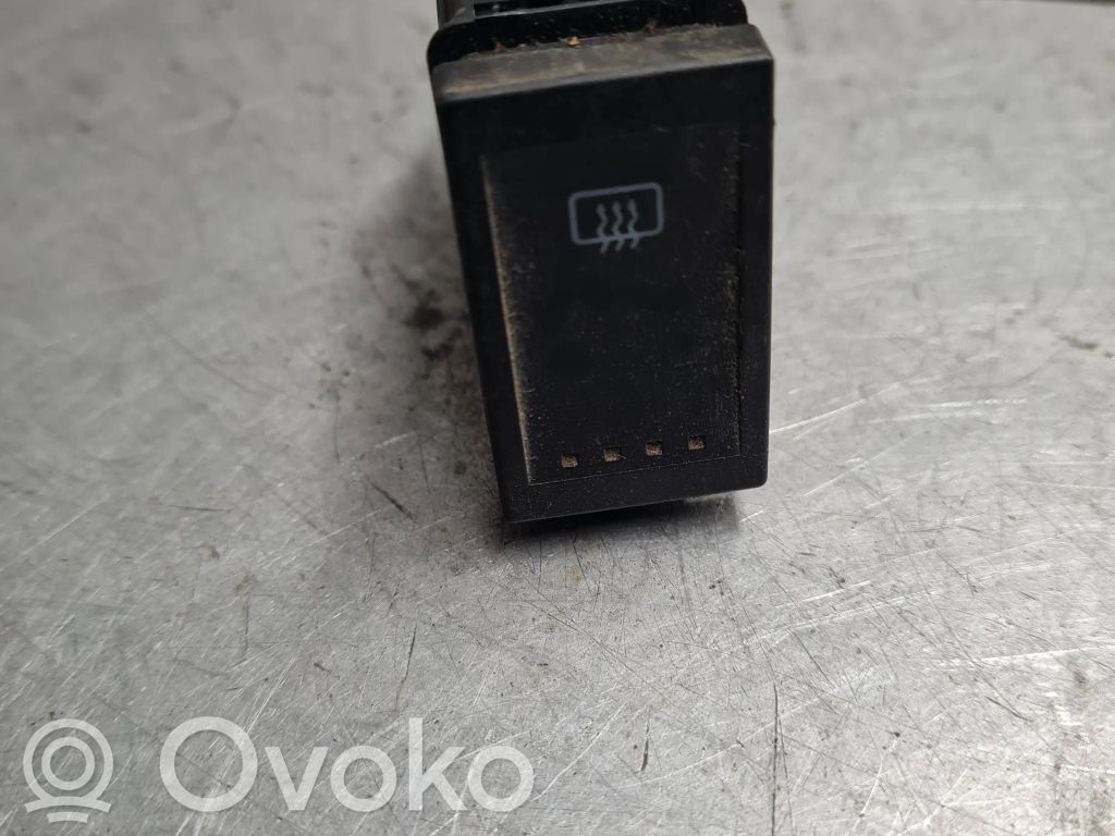 Volkswagen Transporter - Caravelle T4 Windscreen/window heater switch 