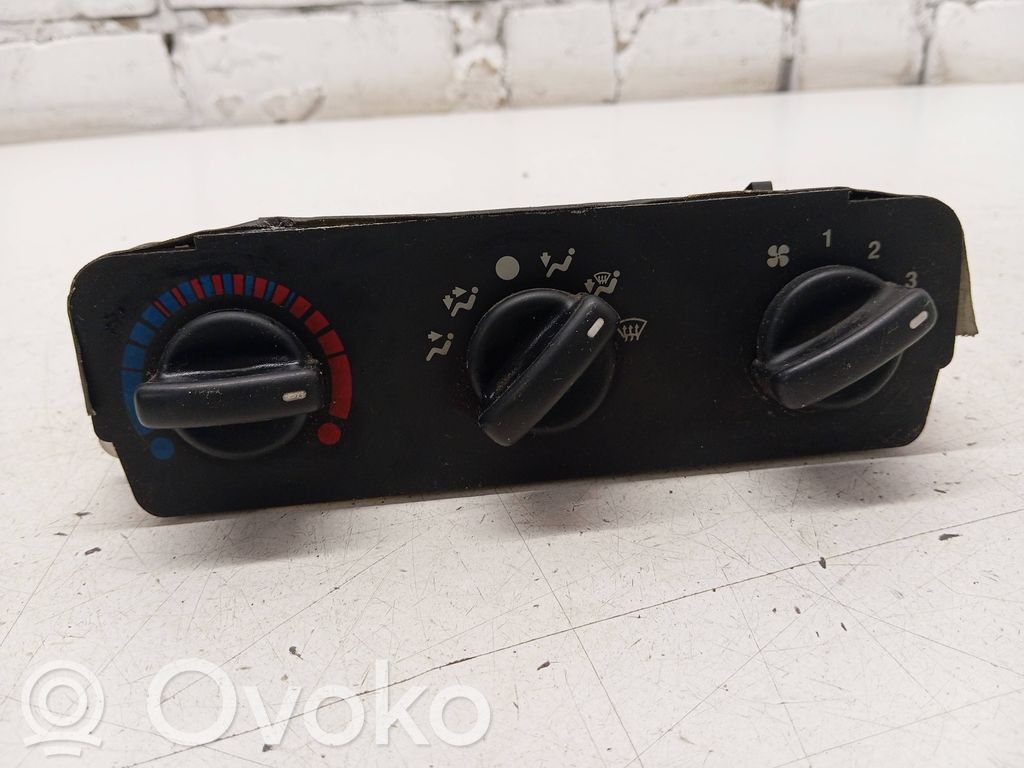 Climate control unit   93BW18D,451A