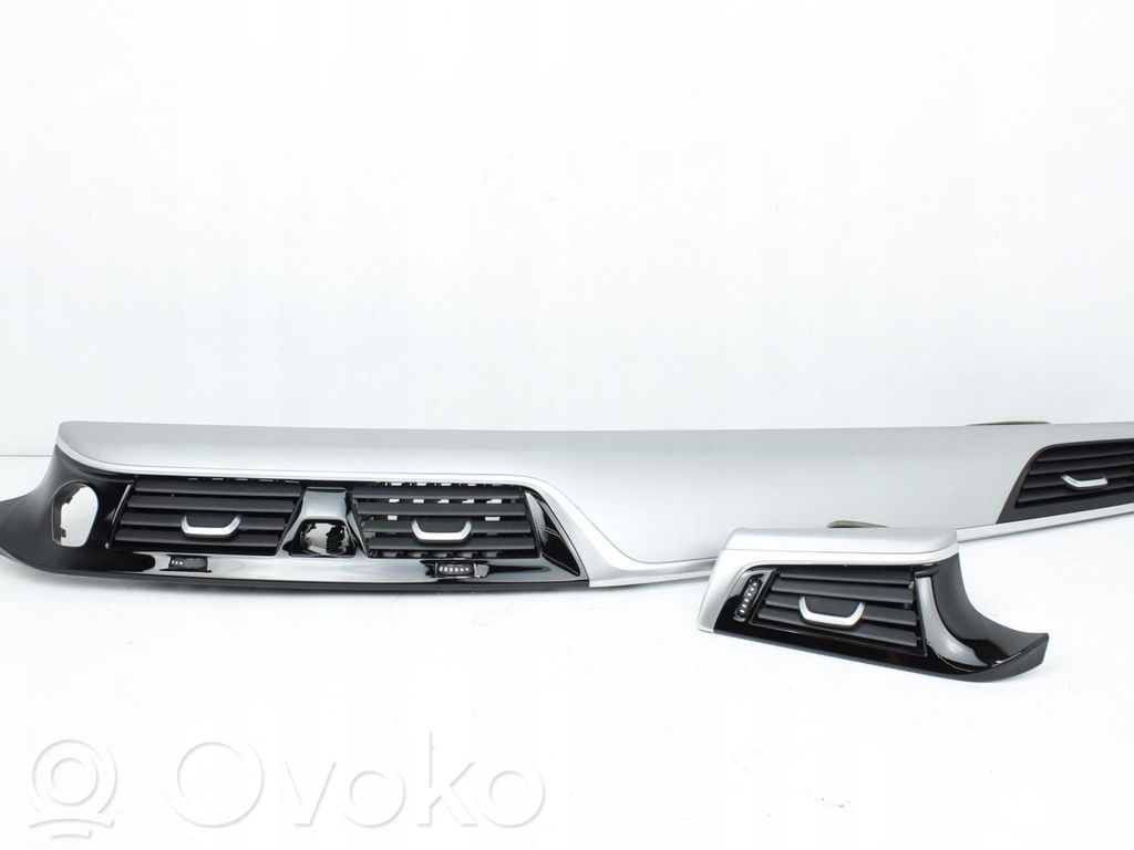 BMW 5 G30 G31 G38 Griglia di ventilazione centrale cruscotto 